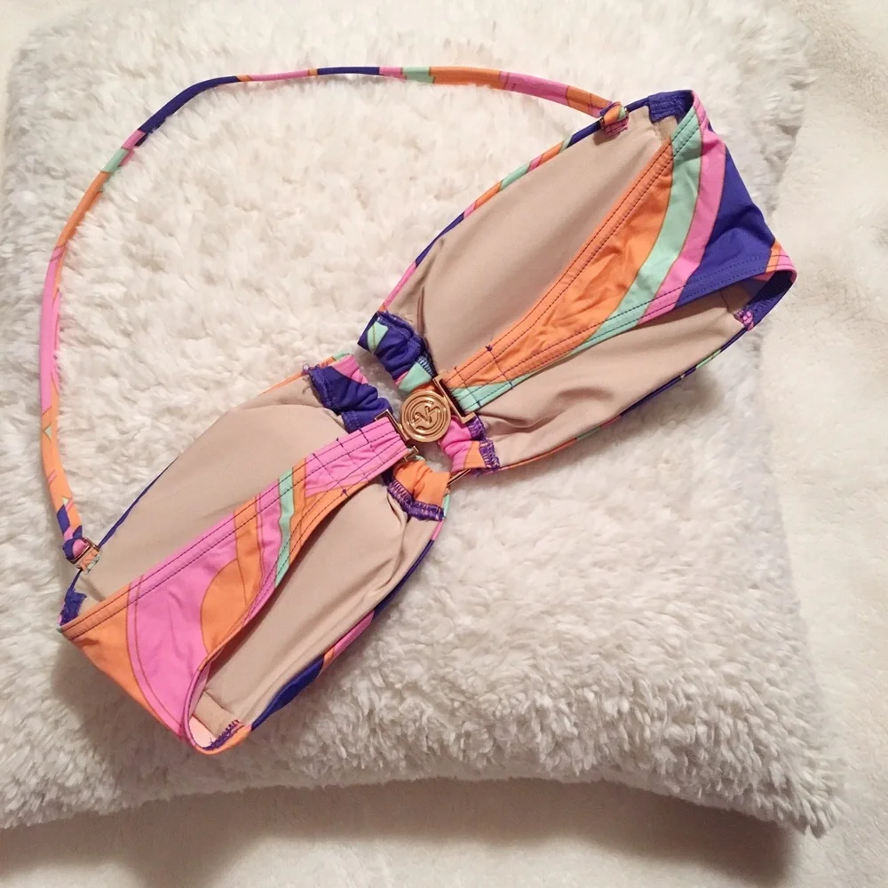 Victoria's Secret Swim Strapless Bikini Top with gold like clasp on back Medium